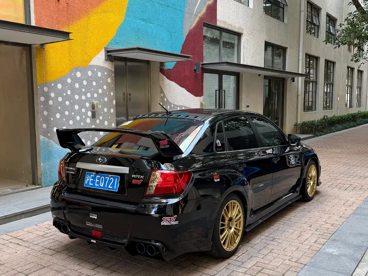 Subaru Impreza 2011 2.5T WRX STi Sedan фото 6