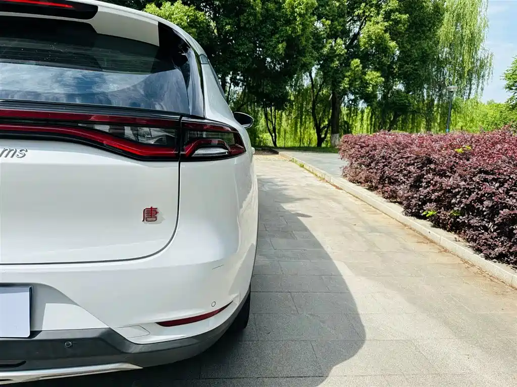 BYD TANG