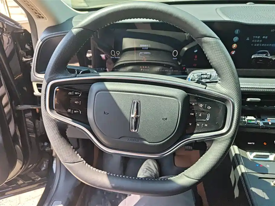 LINCOLN ADVENTURER