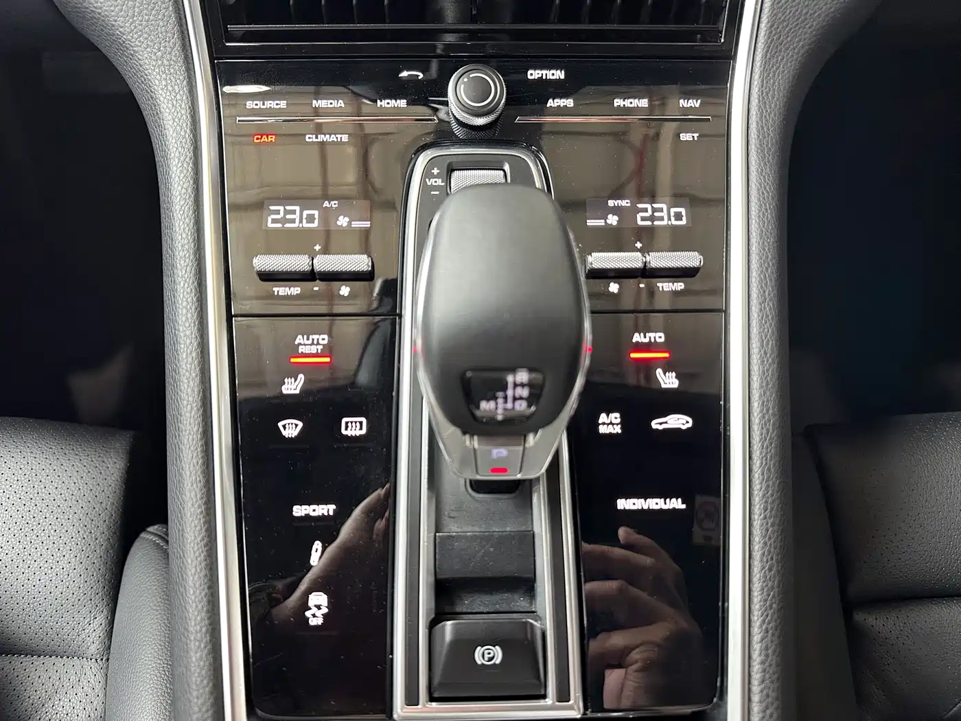 Porsche Panamera 2017 Panamera 4 Sport Turismo 3.0T фото 14