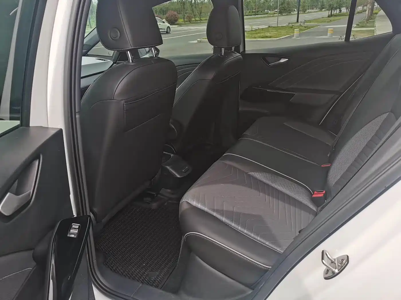 Volkswagen ID.3 2024 Pure Smart Edition фото 6