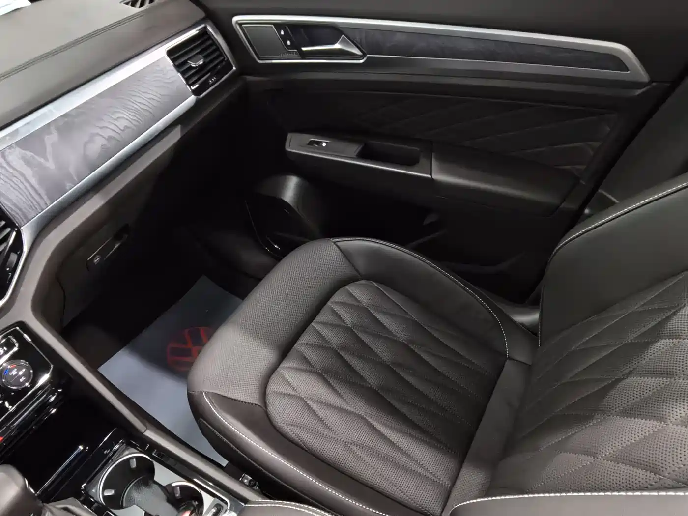 Volkswagen Teramont 2019 530 V6 AWD Flagship Edition China V фото 22