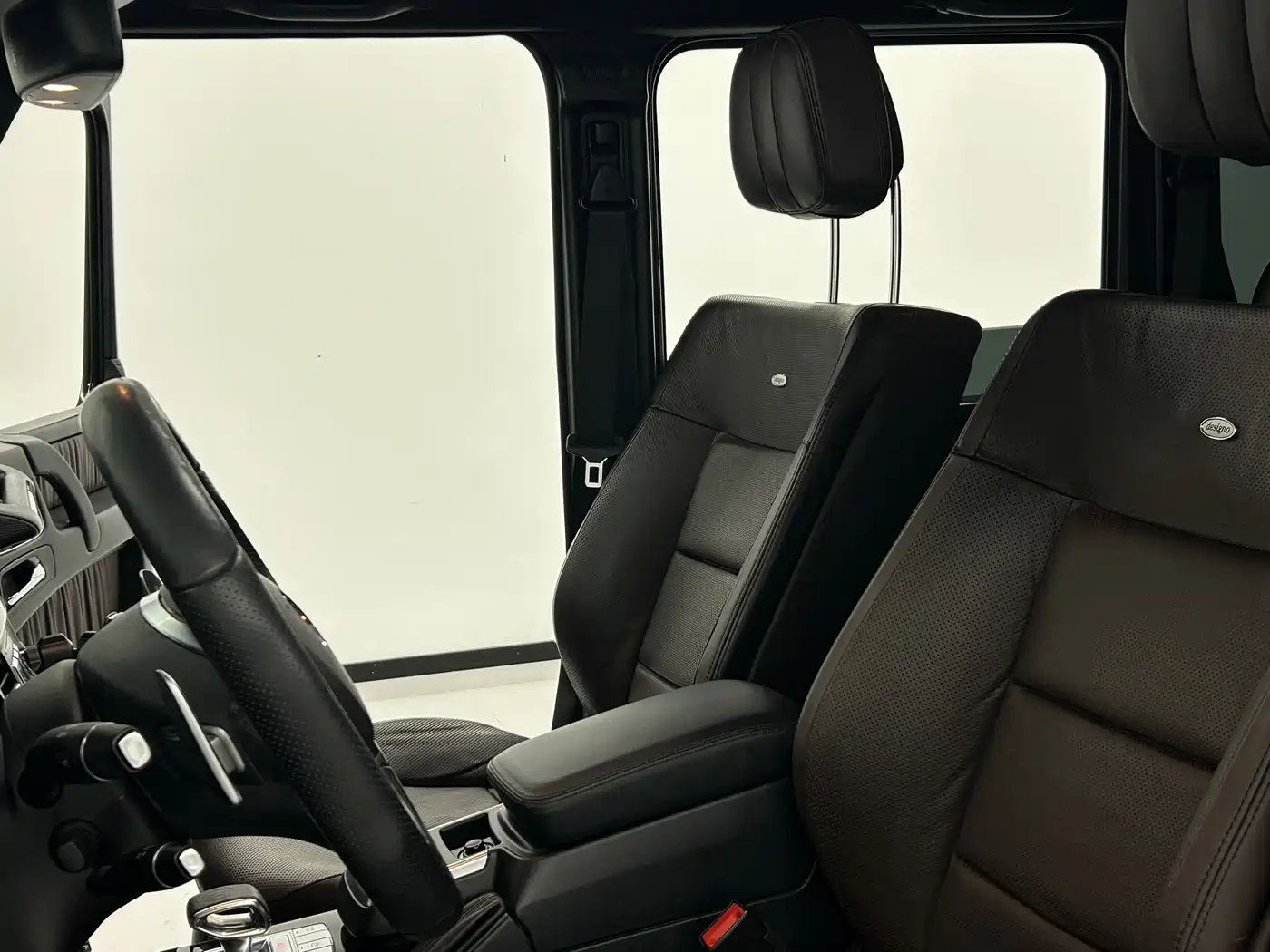 Mercedes-Benz G-Class AMG 2015 AMG G 63 Off-Road Limited Edition фото 14
