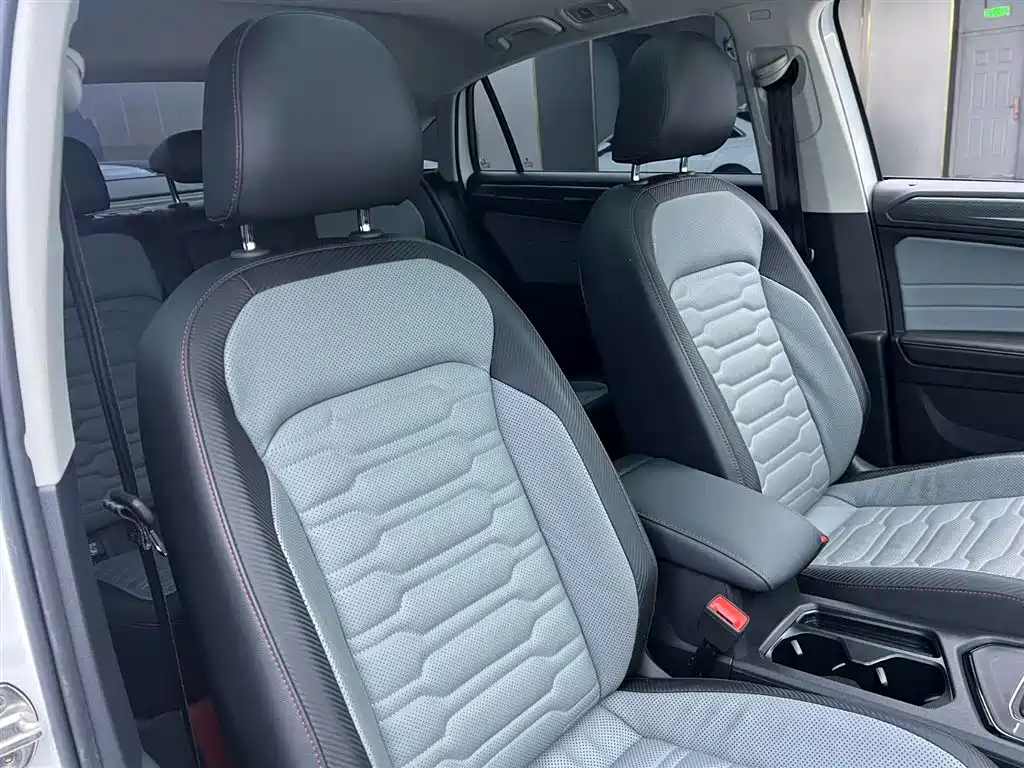 Volkswagen Tiguan X 2022 330TSI 2WD Flagship Edition фото 23