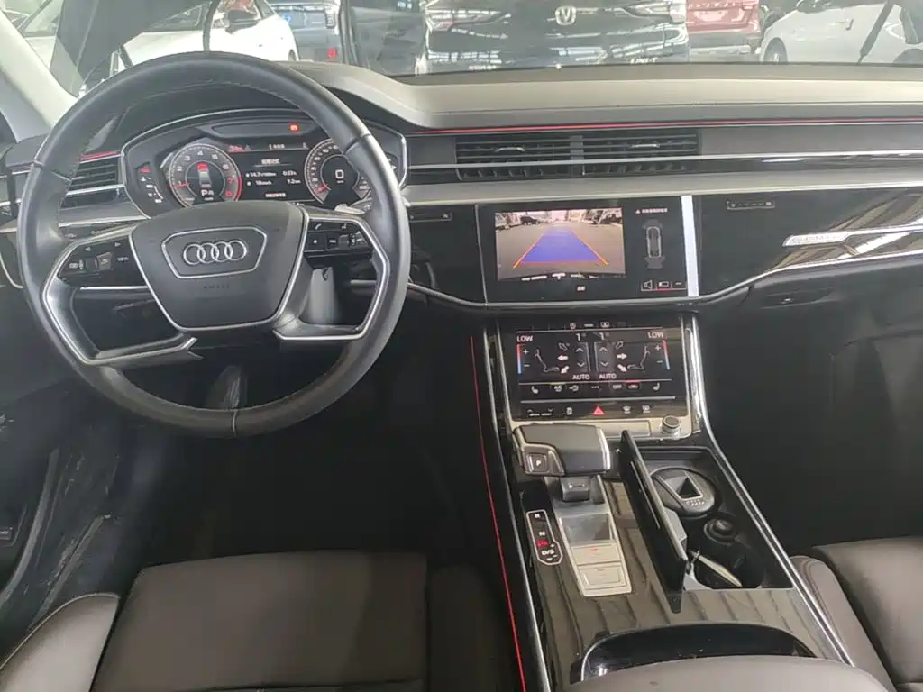 Audi A8 2025 2024 Model A8L 45 TFSI quattro Luxury
