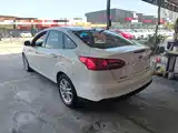 Фото 5 - Ford Focus