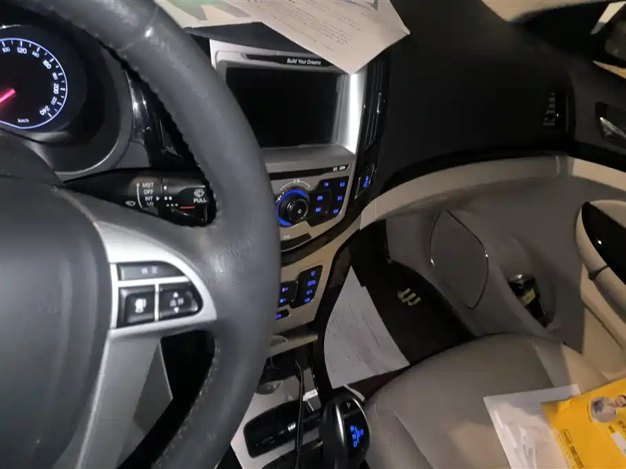 BYD e5 2018 450 Connected Enjoyment фото 13