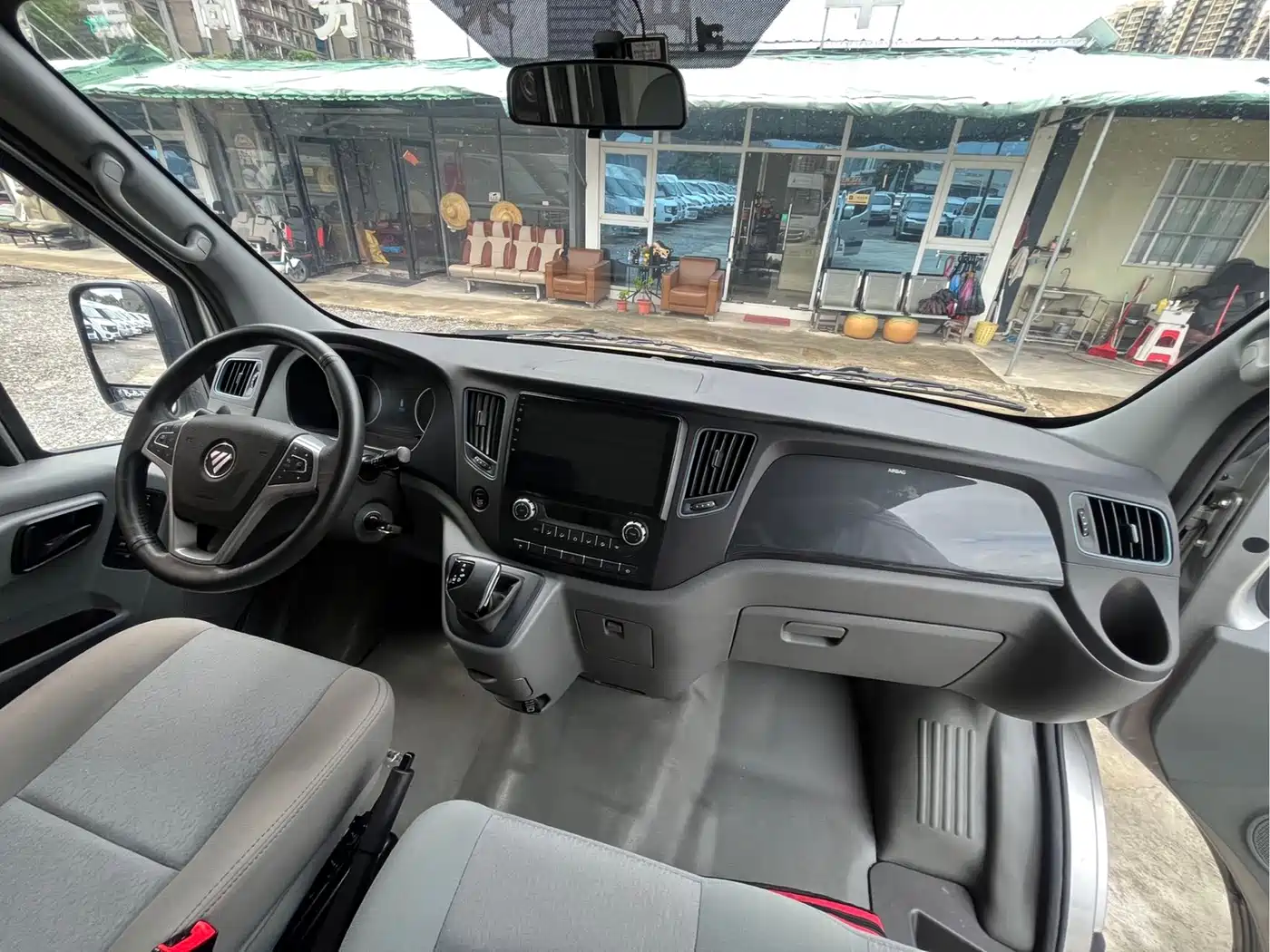 Foton Tuyano 2025 2024 Jixiang Multi-function 2.0T Automatic Long Wheelbase Medium Roof Single Rear Tire 3-seater