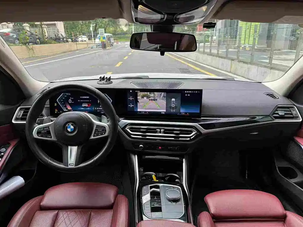 صورة 7 - BMW 3 Series