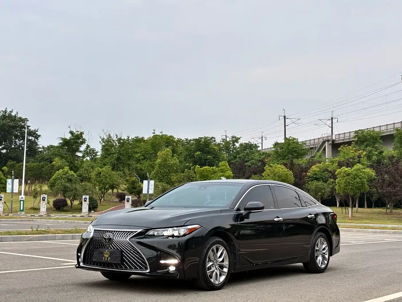 Toyota Avalon 2019 2.0L Luxury Edition (China VI)