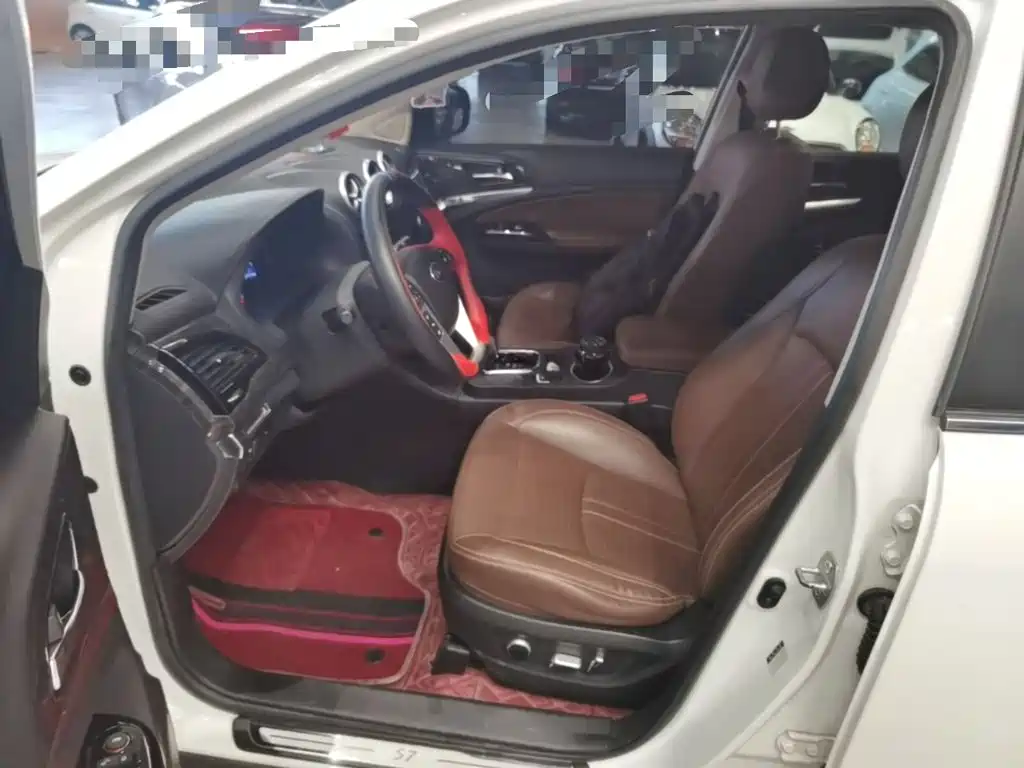 BYD S7 2017 2017 2.0T Automatic Luxury Model