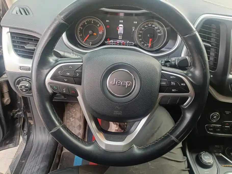 Jeep Cherokee 2016 2016 2.4L Superior Edition