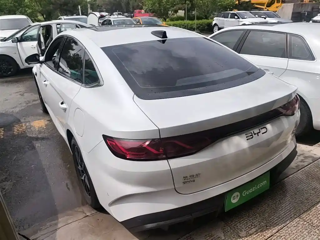 BYD Qin L 2025 DM-i Smart Drive Edition 120KM Leading фото 5