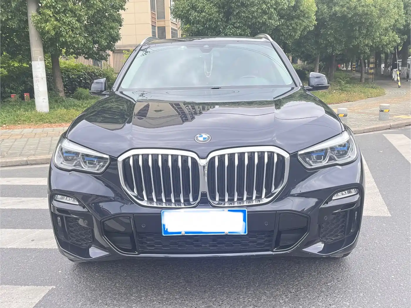 BMW X5 (Import) 2019 xDrive40i M Sport Package фото 2