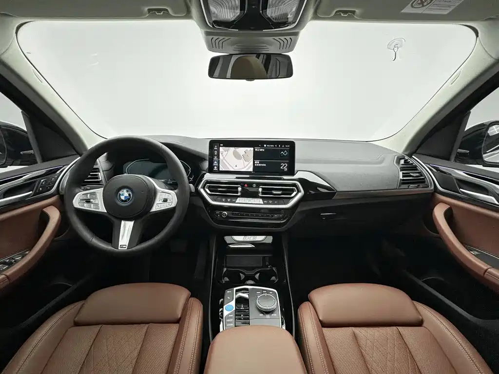 BMW iX3 2025 2024 Leading Edition