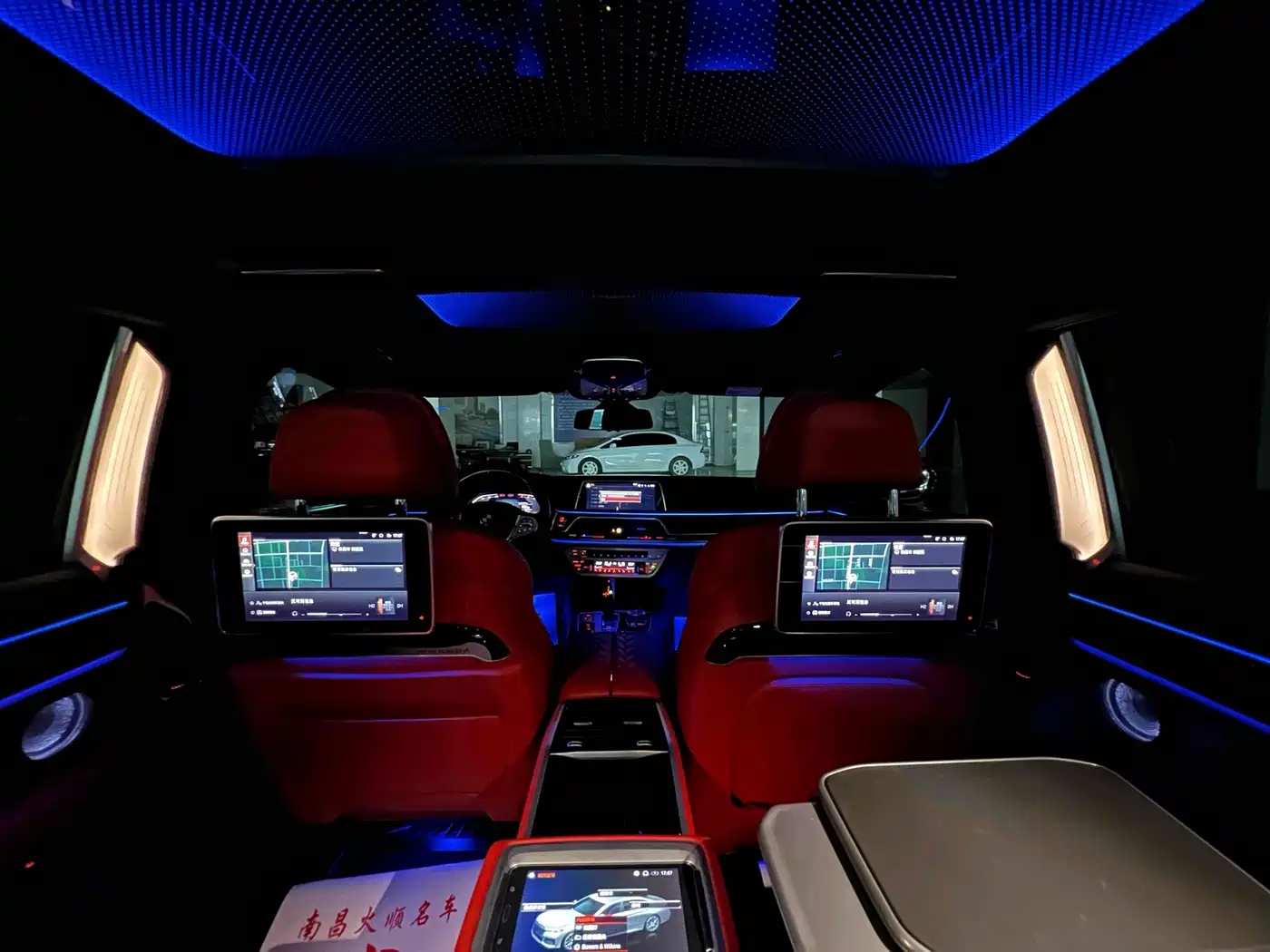 BMW 7 Series 2021 Model 740Li xDrive Executive Luxury Package фото 32