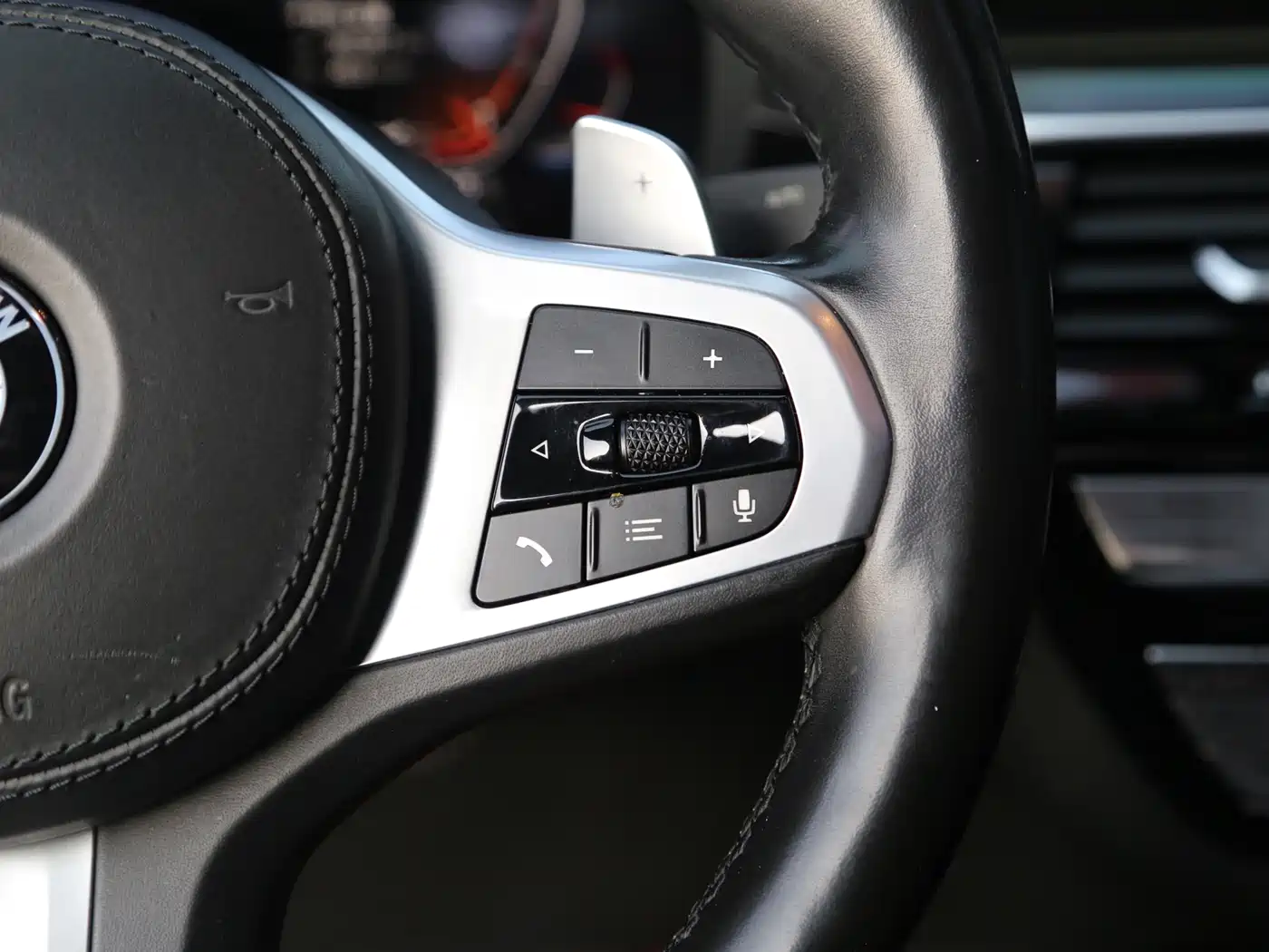 BMW 5 Series 2020 530Li Leading M Sport Package фото 11