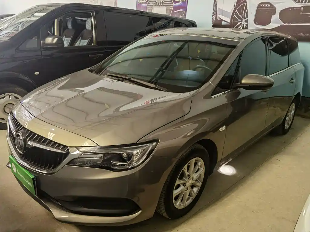 Фото 1 - Buick GL6