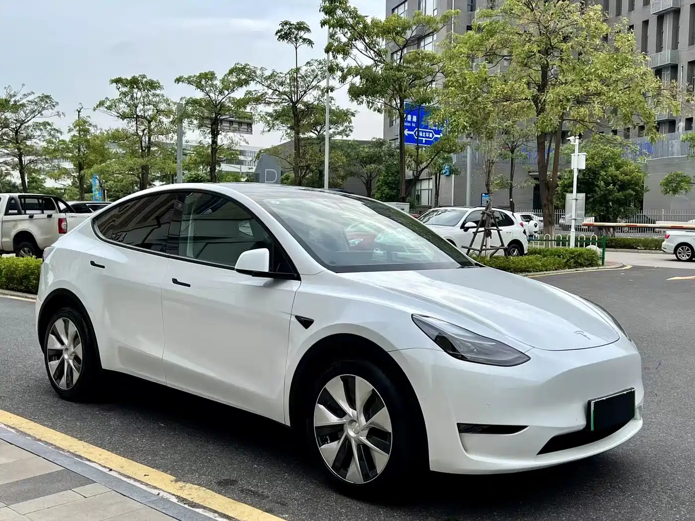 Tesla Model Y 2021