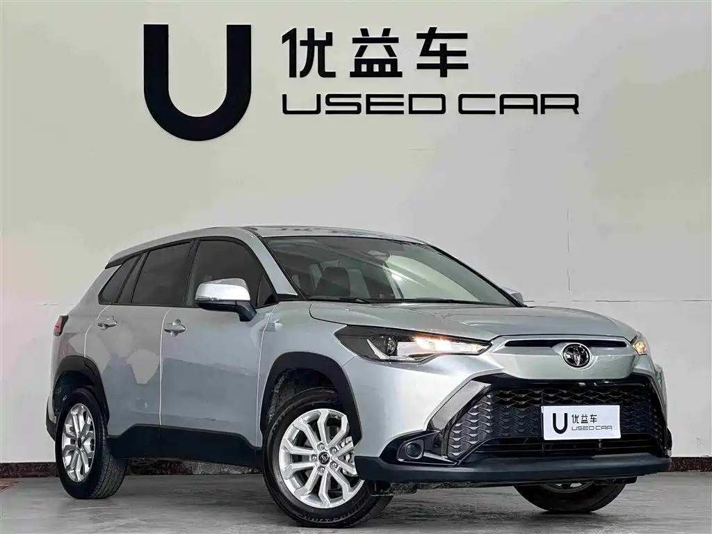Toyota Frontlander 2023 2.0L CVT Leading Edition фото 3