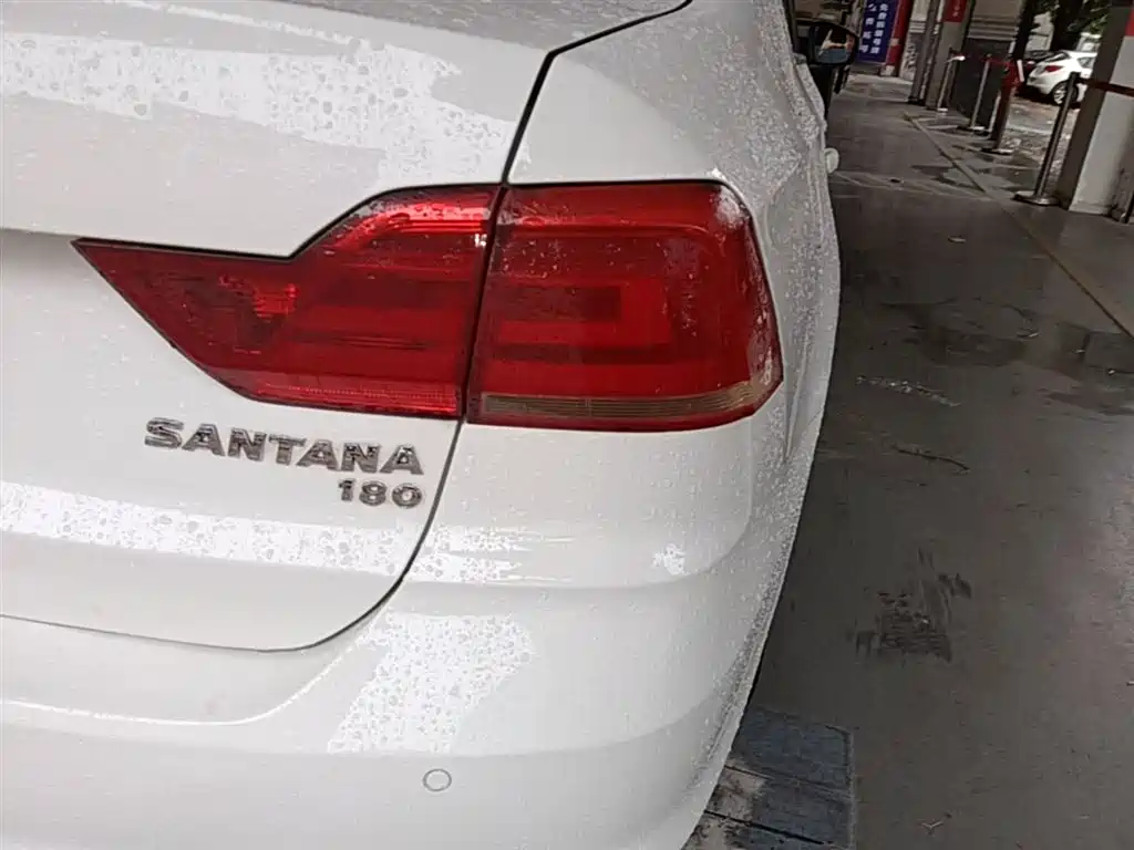 Photo 8 - Volkswagen Santana