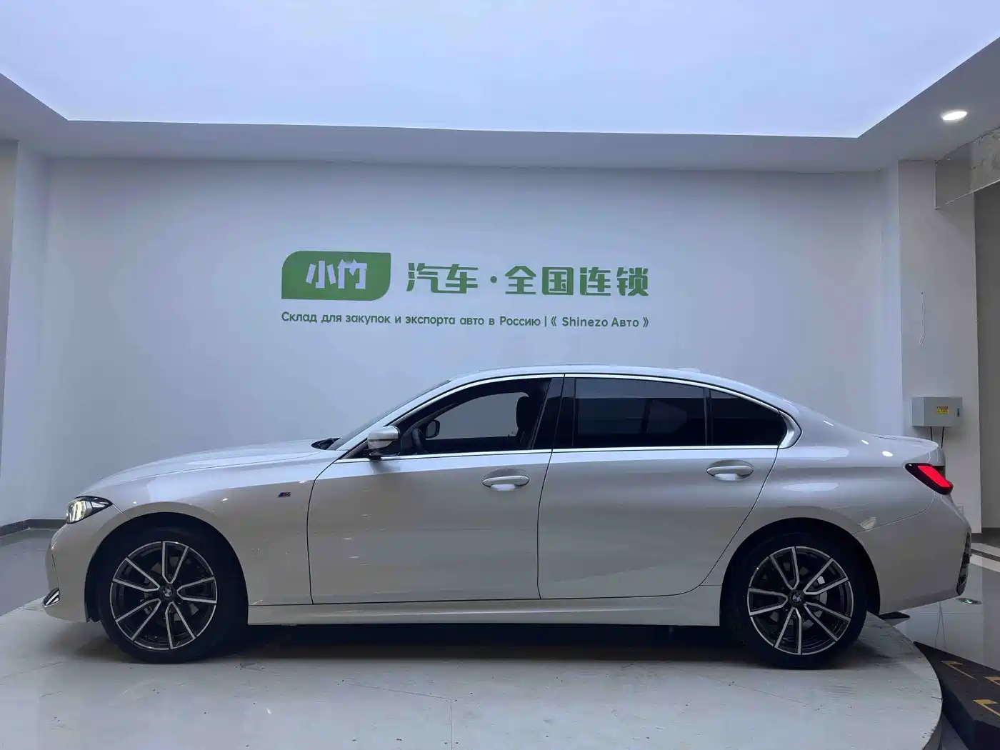 BMW 3 Series 2023 320Li M Sport Package фото 7
