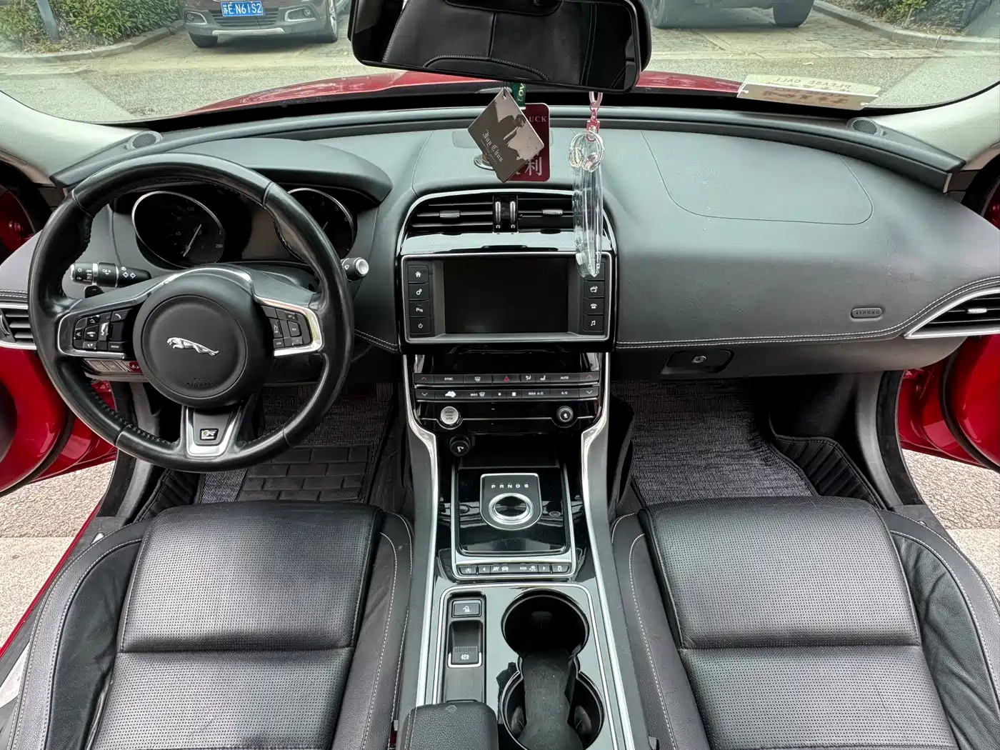 Jaguar XE 2016 2017 2.0T 200PS R-Sport
