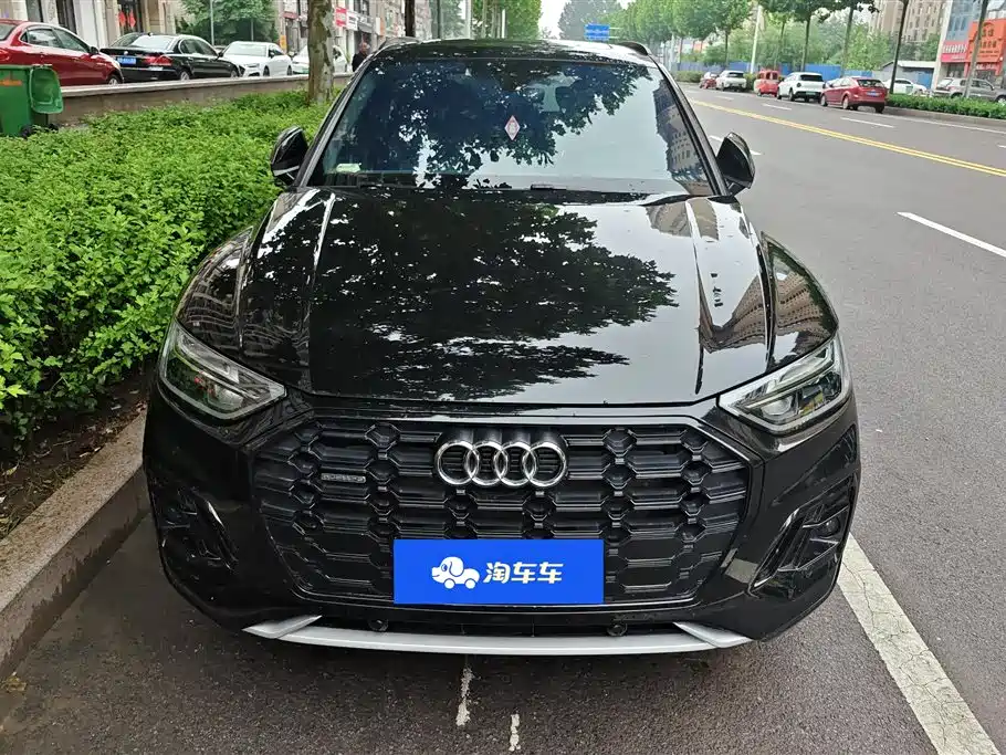 Audi Q5L 2023 40T Luxury Dynamic фото 2