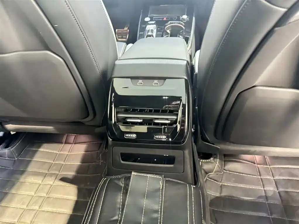 Audi A5L 2025 2.0T Sport Edition quattro фото 18