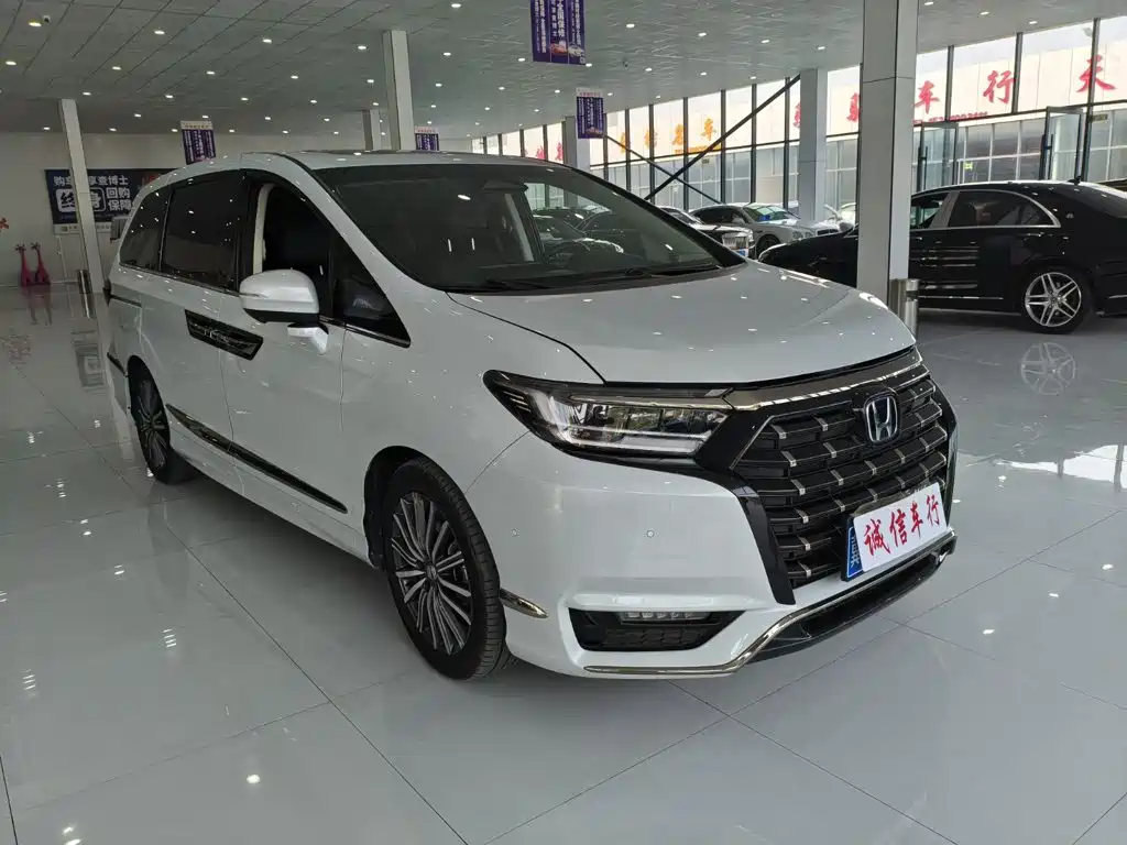 Honda Elysion 2024 2024 2.0L e:HEV Luxury Edition