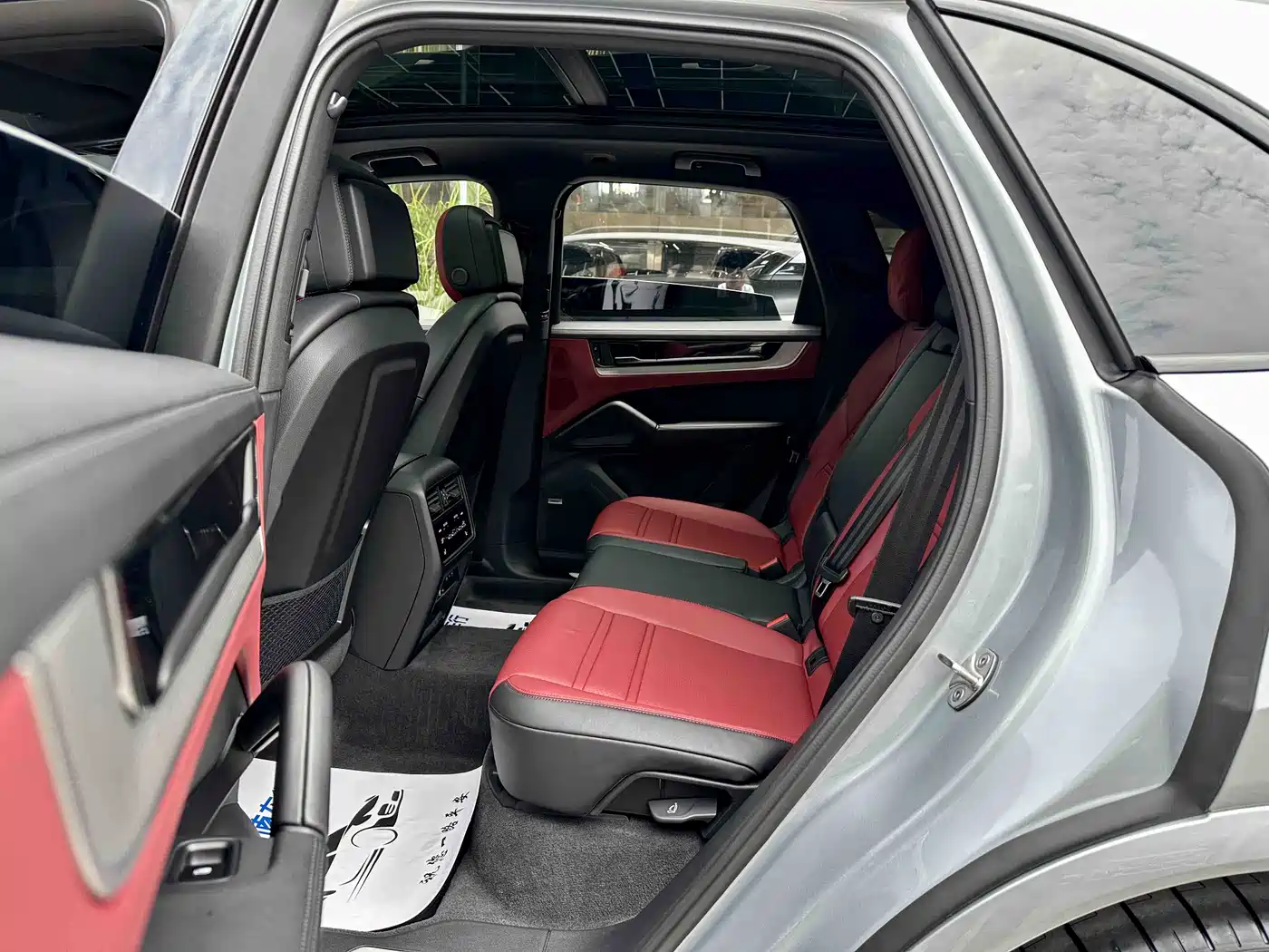 Porsche Cayenne 2025 Cayenne 3.0T Dream Chaser Edition фото 11
