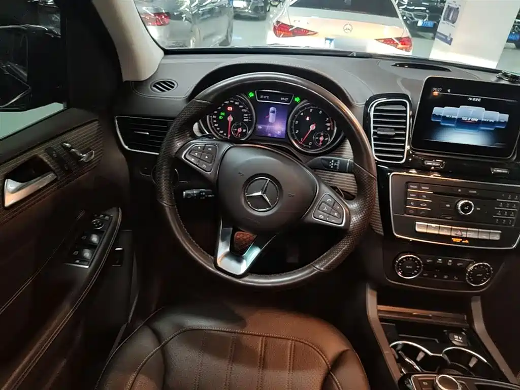 Mercedes-Benz GLE 2019 GLE 320 4MATIC Dynamic Ultimate Edition фото 11