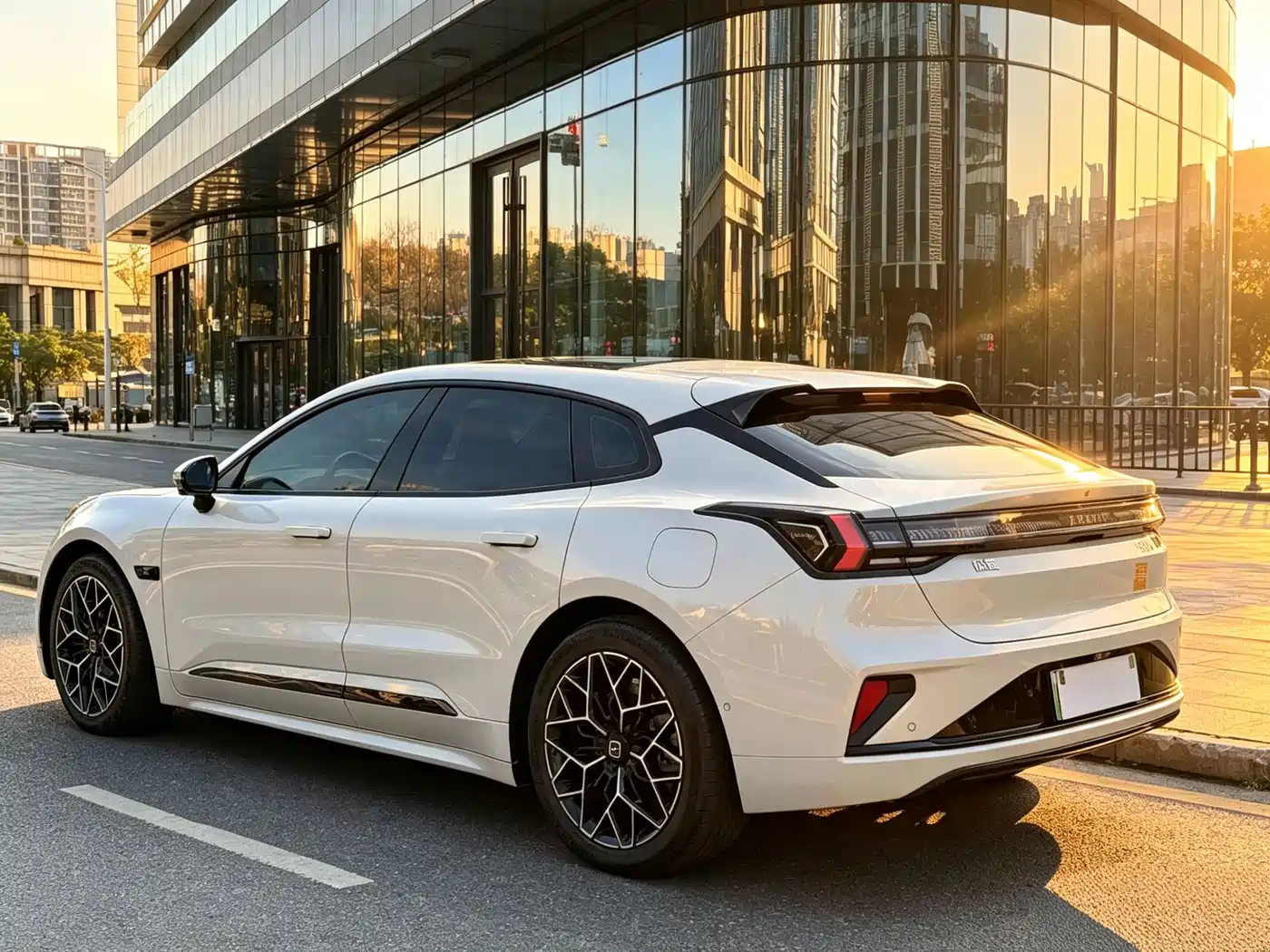 Zeekr 001 2025 WE Edition 95kWh AWD фото 17
