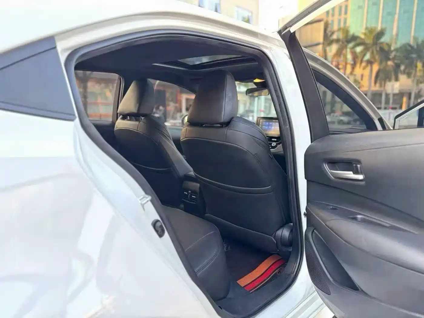 Toyota Levin 2024 185T CVT Luxury Edition фото 7