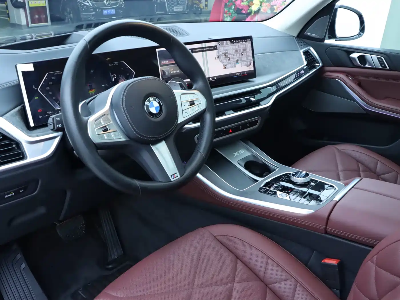 BMW X5 2023 xDrive 30Li Premium M Sport Black Night Package фото 6