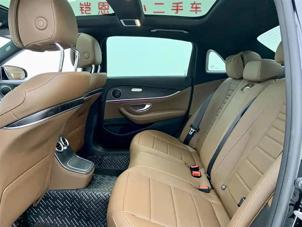 Mercedes-Benz E-Class 2023 E 300 L Sport Fashion фото 13