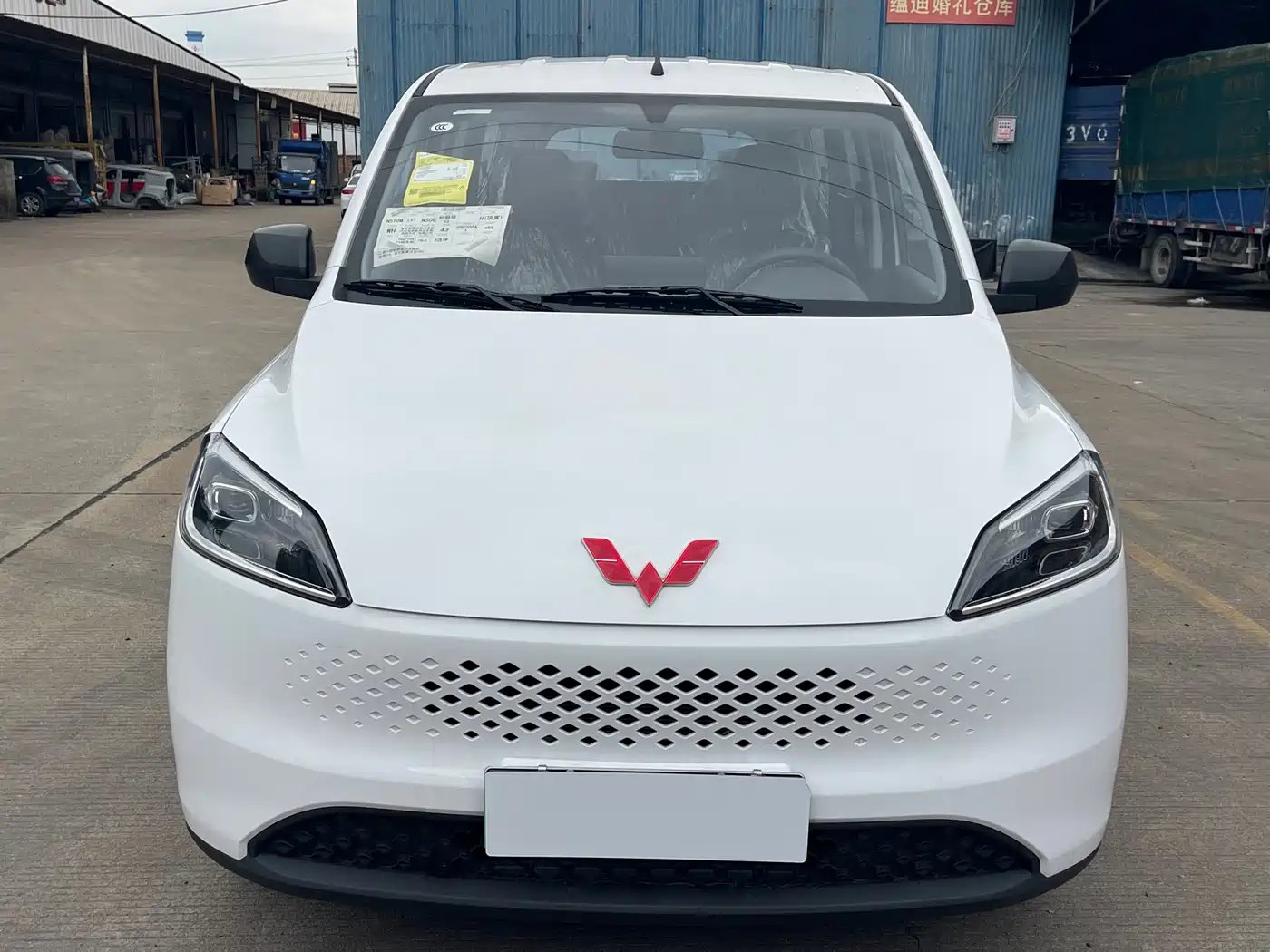 Фото 2 - Wuling Motors Wuling Hongguang New Energy
