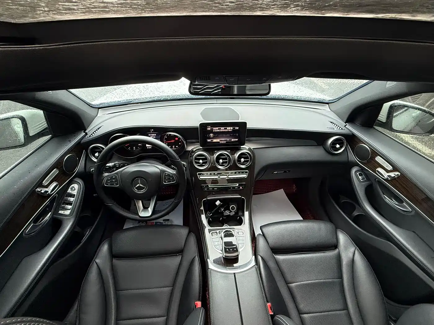 Mercedes-Benz GLC 2018 GLC 260 4MATIC Luxury фото 6