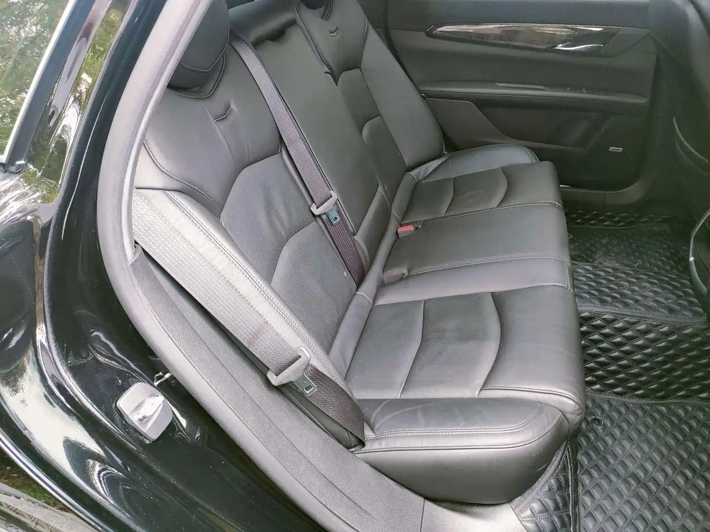 Фото 27 - Cadillac CT6