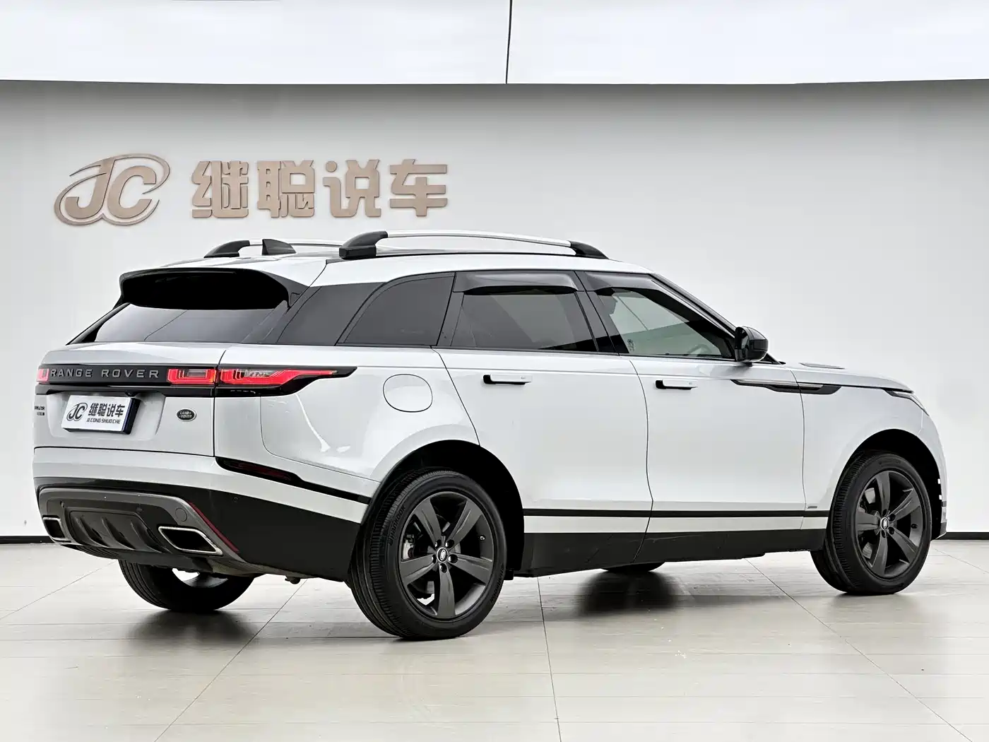 Land Rover Range Rover Velar 2018 P300 R-DYNAMIC S фото 17
