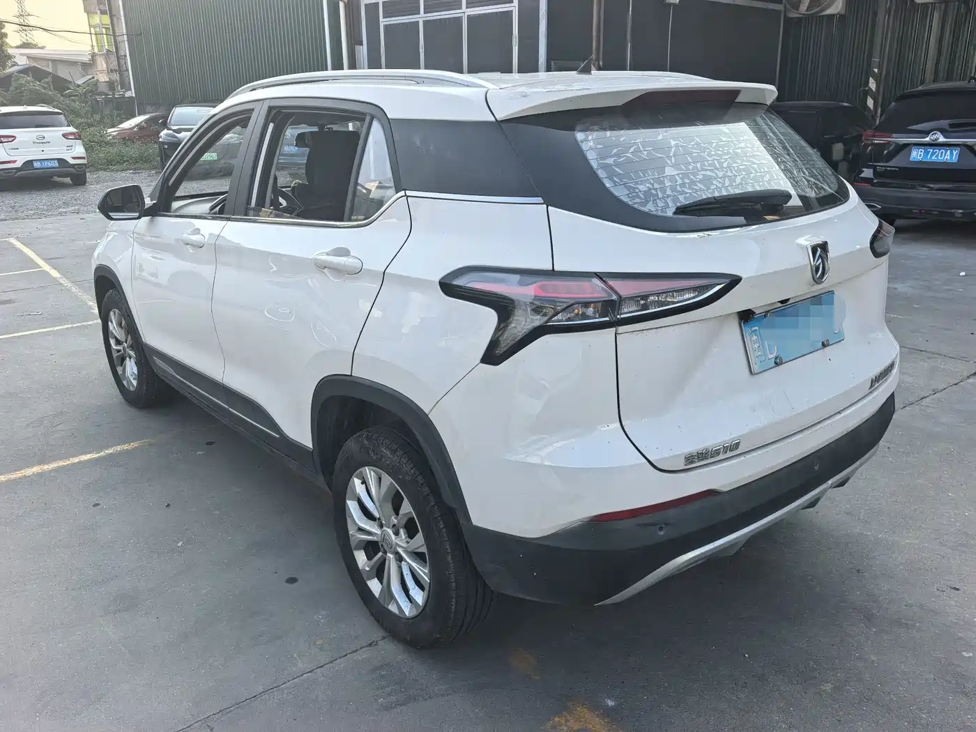 Baojun 510 2020 2019 1.5L Manual Joy Edition 77kW China VI