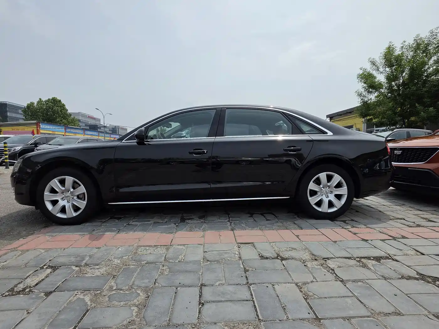 Audi A8 2013 A8L 45 TFSI quattro Luxury фото 3