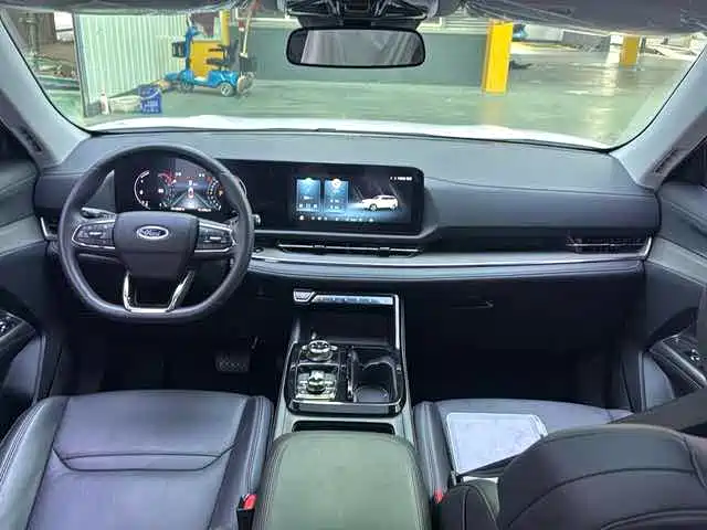 FORD LING RUI