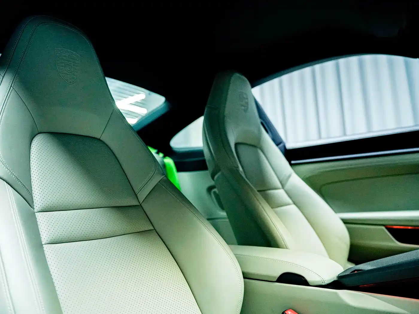 Porsche 911 2023 Carrera 3.0T фото 13
