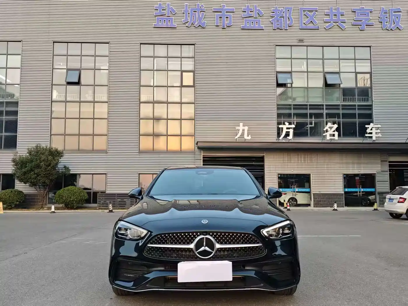 Mercedes-Benz C-Class 2023 C 200 L Sport фото 2