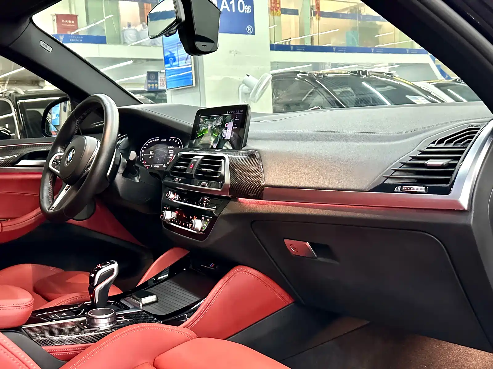 Photo 14 - BMW X4 M