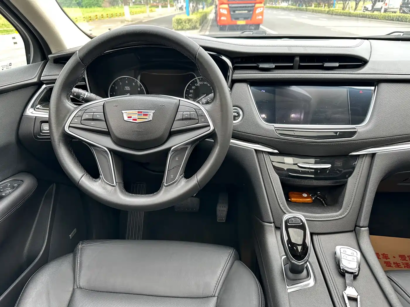 Cadillac XT5 2018 25T Luxury фото 15