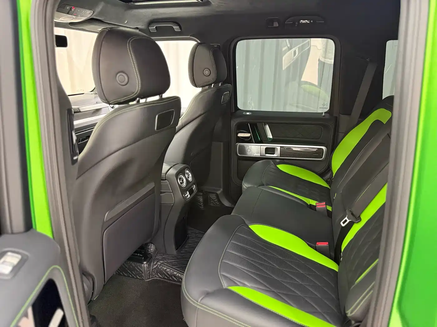 Mercedes-Benz G-Class AMG 2023 AMG G 63 фото 11