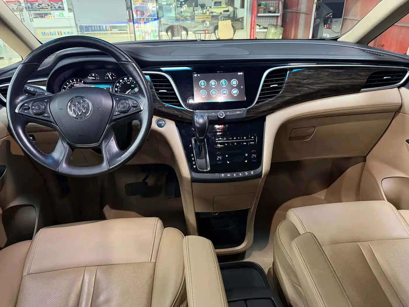 Buick GL8 2018 ES 28T Luxury Type China VI фото 8