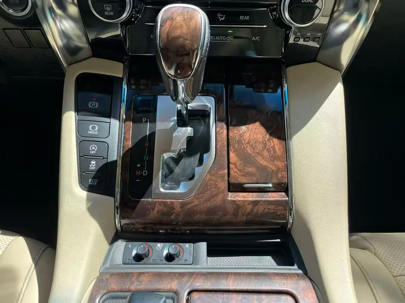 Toyota Alphard 2018 Facelift 3.5L Luxury Edition фото 7